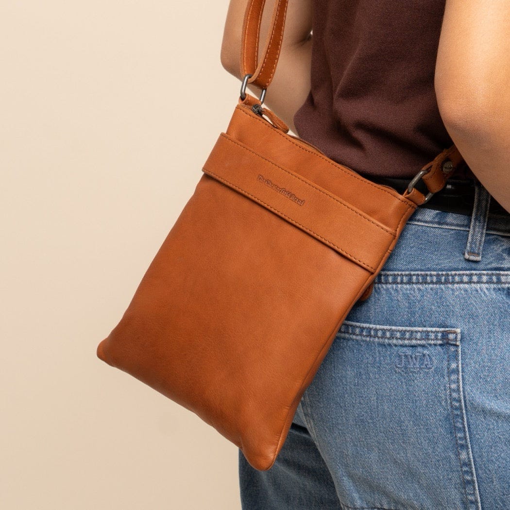 The Chesterfield Brand - Trenton Crossbodyväska