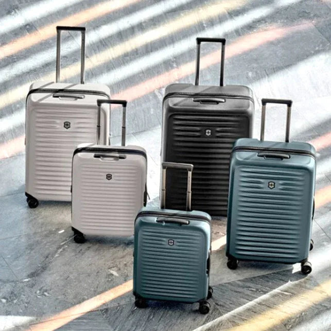 Victorinox-resväskor hårda