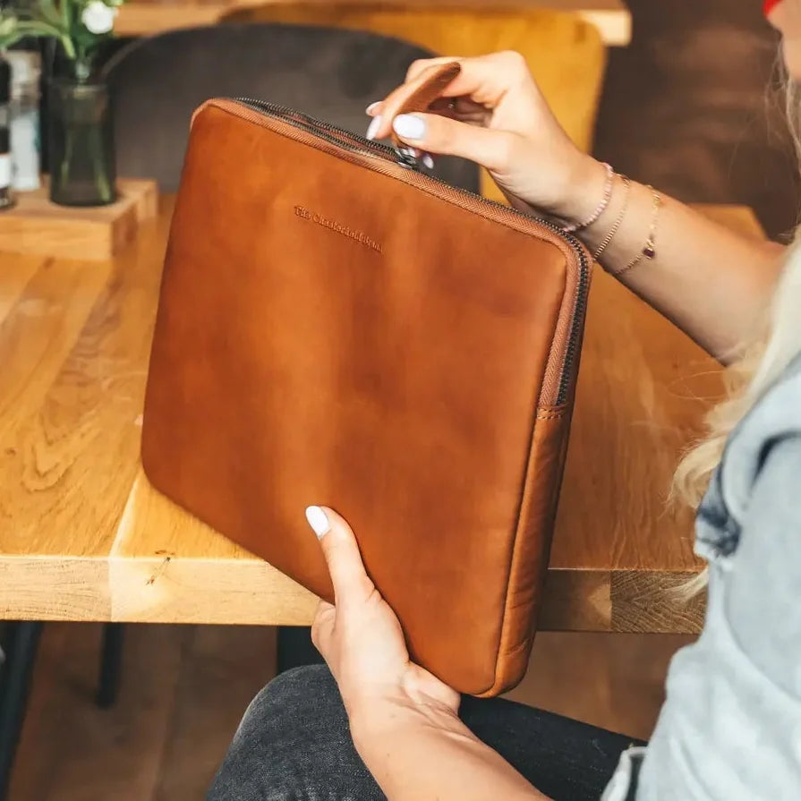 The Chesterfield Brand - Clinton 14 tum Laptopfodral #Färg_Konjak