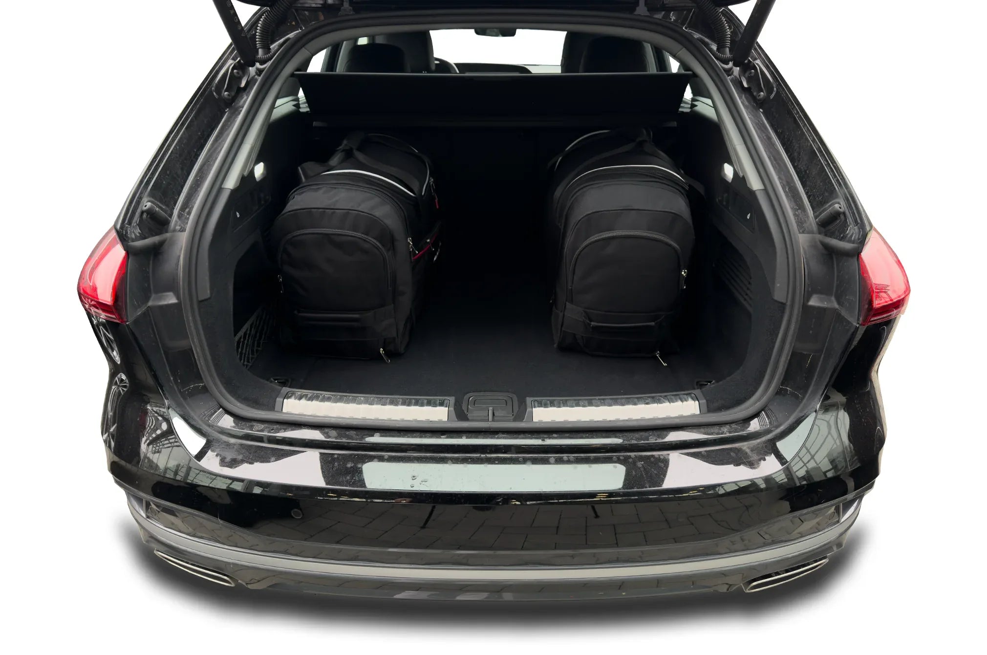 Audi A5 AVANT MHEV 2024+ 4-väskor Aero #färg_Svart