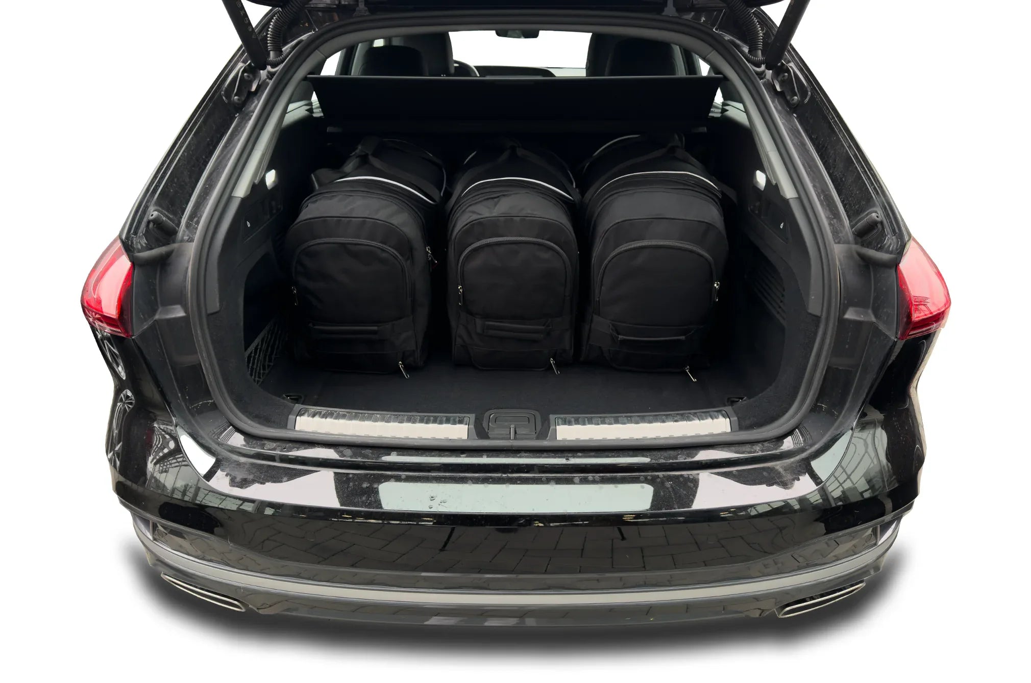 Audi A5 AVANT MHEV 2024+ 4-väskor Aero #färg_Svart