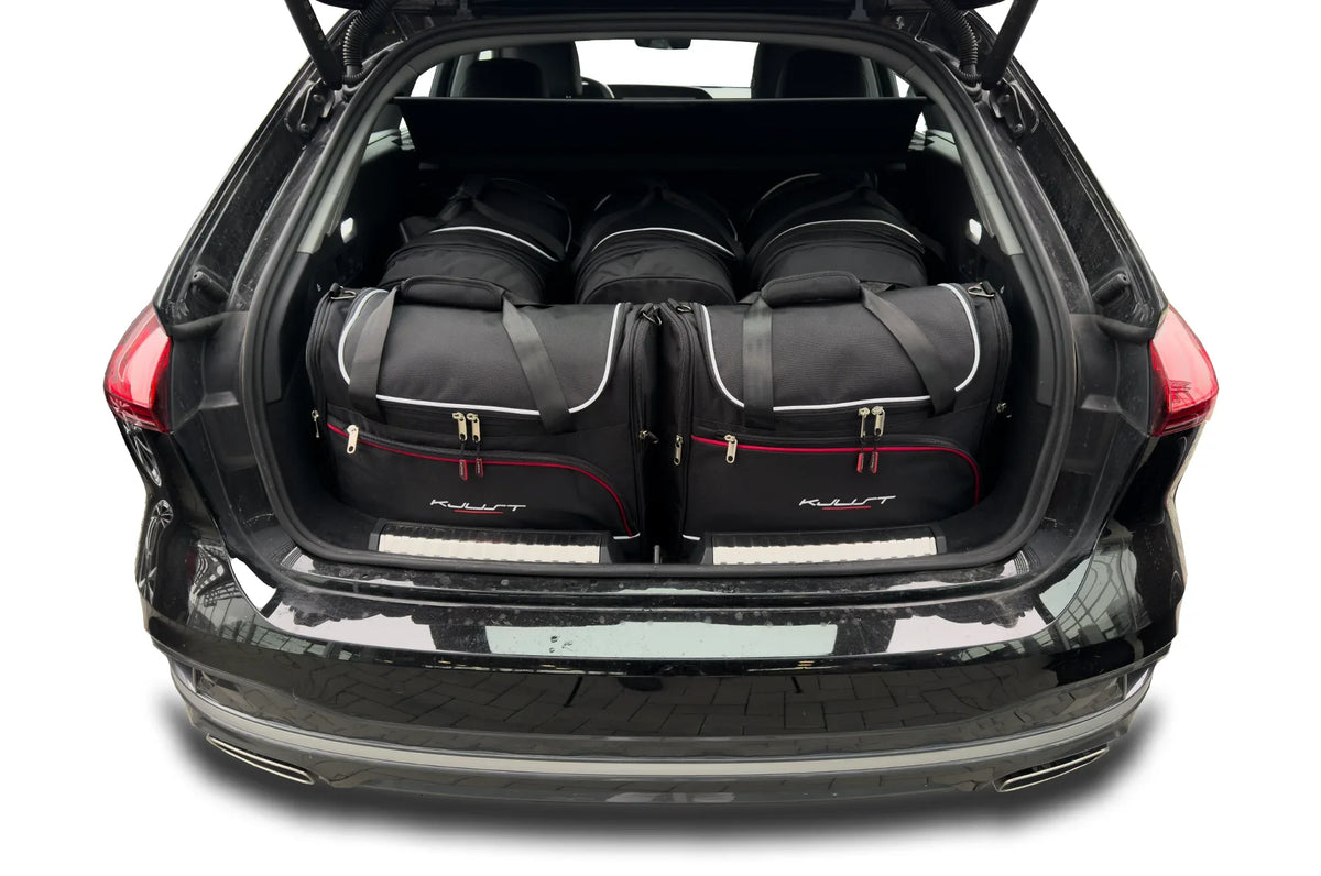 Audi A5 AVANT MHEV 2024+ 4-väskor Aero #färg_Svart