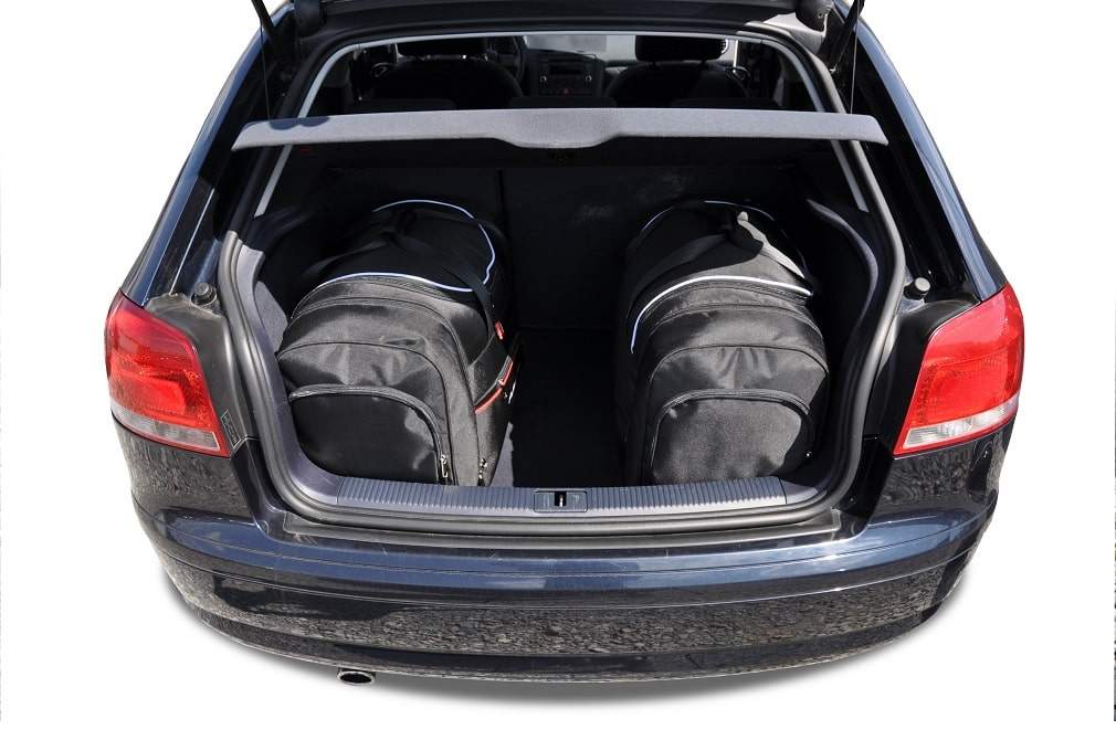 Audi A3 2003-2013 3-väskor #färg_Svart