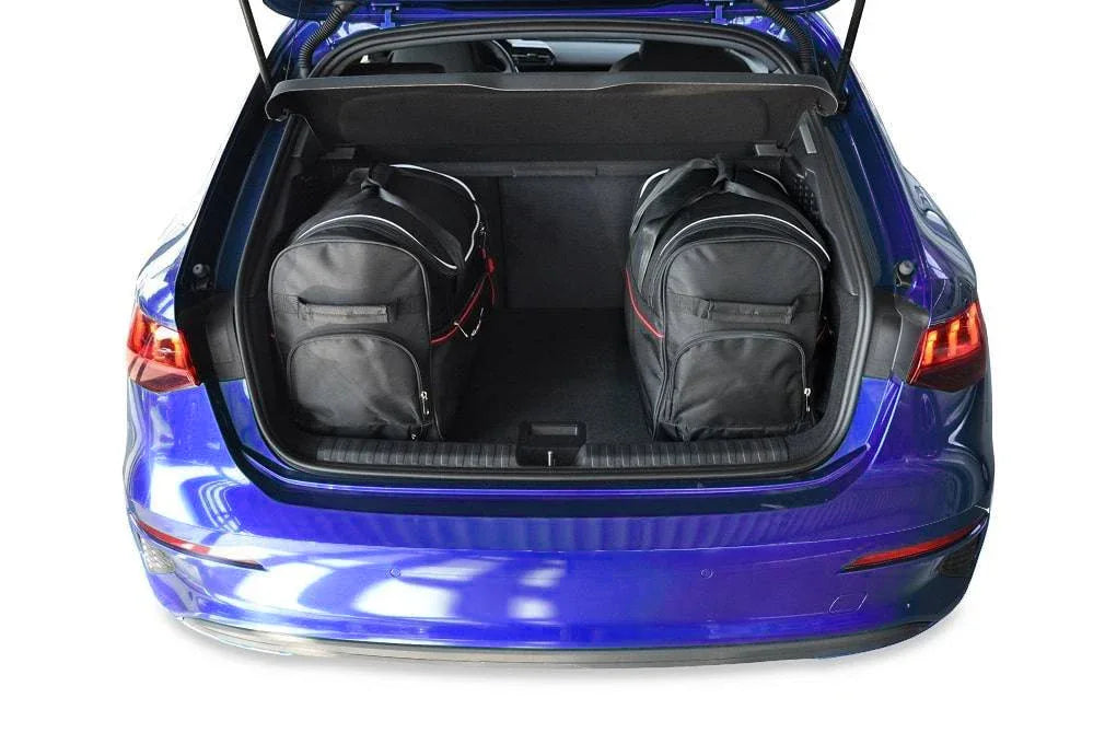 Audi A3 ALLSTREET 2024+ 3-väskor Sport #färg_Svart