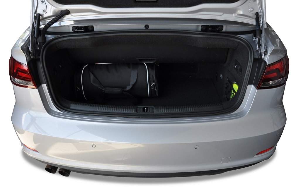Audi A3 CABRIO 2014-2016 4-väskor #färg_Svart