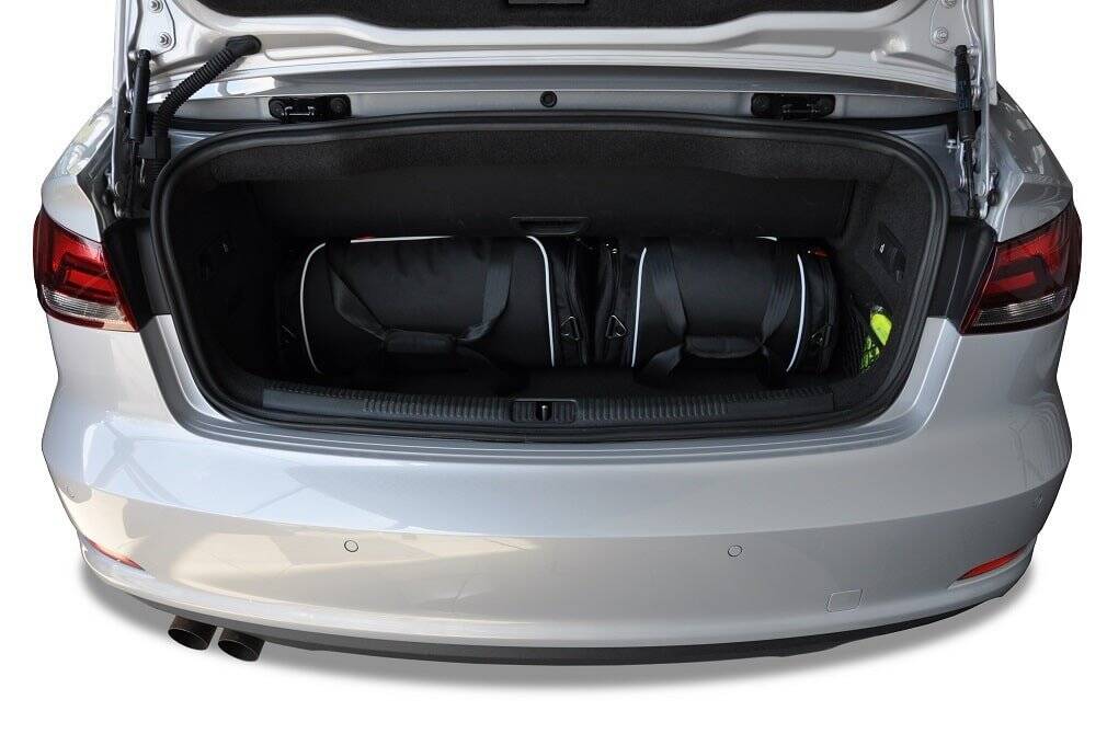 Audi A3 CABRIO 2014-2016 4-väskor #färg_Svart