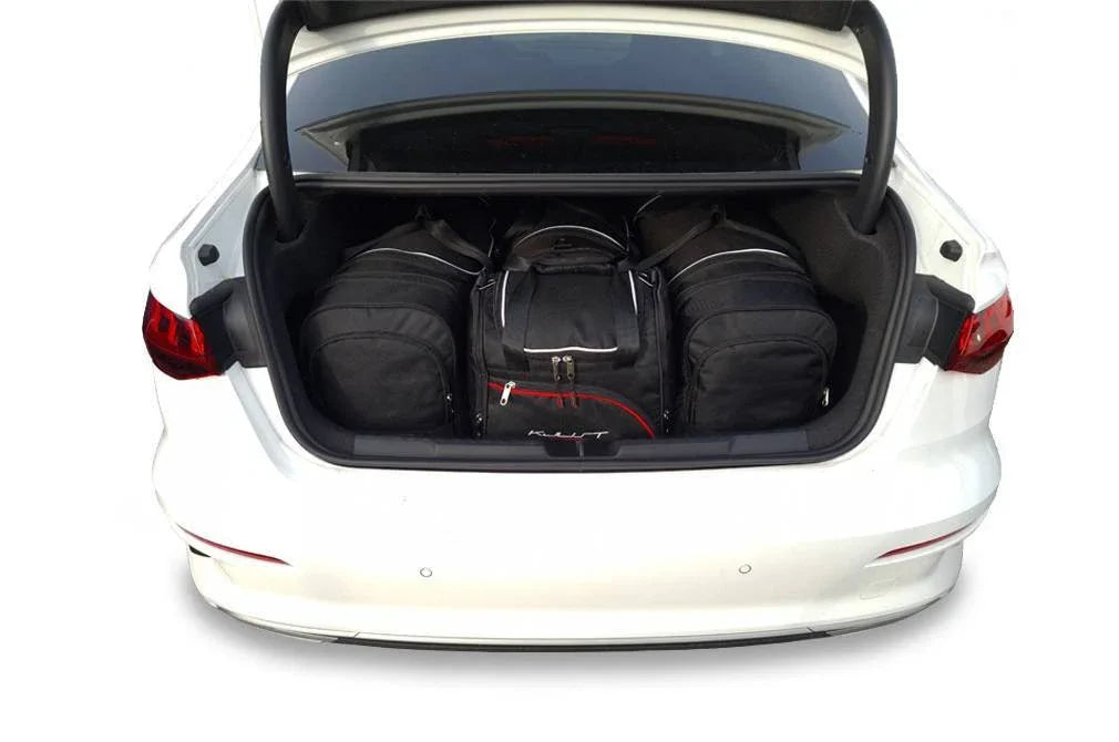 Audi A3 LIMOUSINE 2020+ 4-väskor Sport #färg_Svart