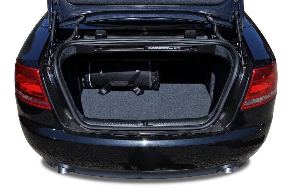 Audi A4 CABRIO 2005-2009 4-väskor #färg_Svart