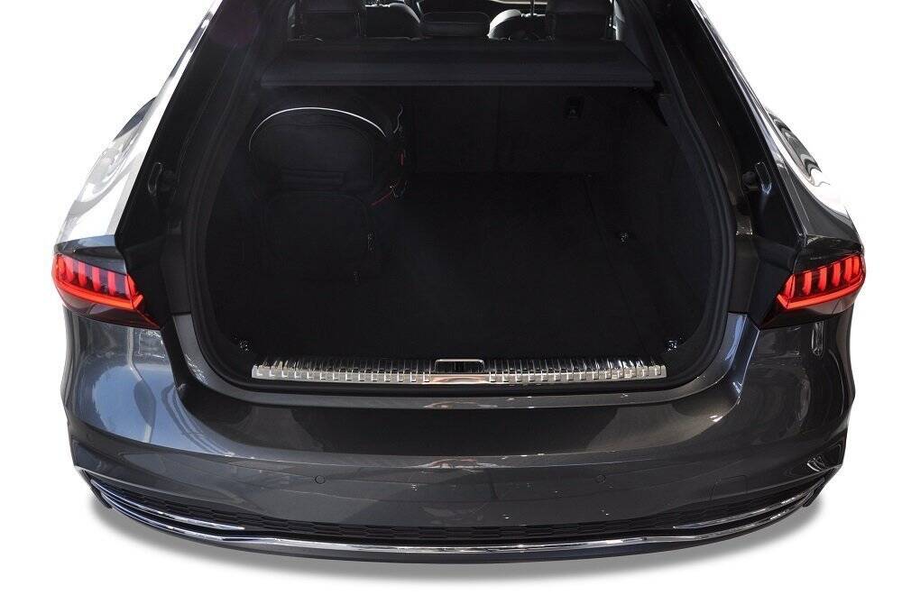 Audi A7 2017+ 5-väskor #färg_Svart