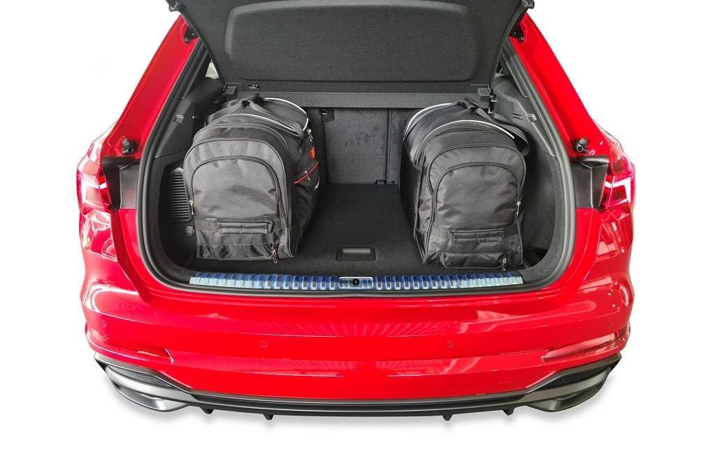 Audi Q3 PHEV 2020+ 3-väskor Sport #färg_Svart