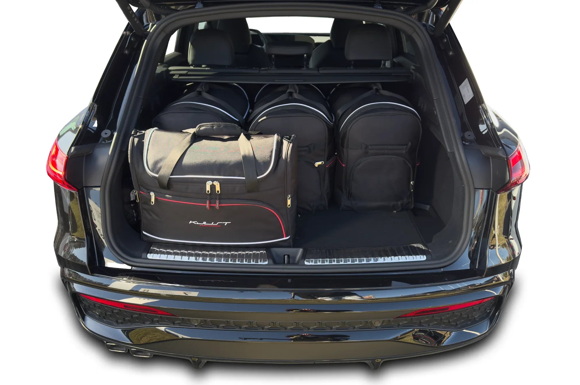 Audi Q5 2024+ 5-väskor #färg_Svart