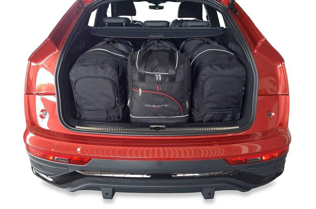 Audi Q5 SPORTBACK 2020-2024 4-väskor Sport #färg_Svart