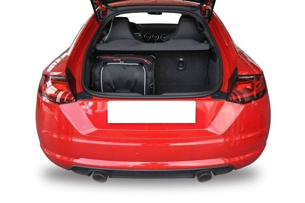 Audi TT 2014-2018 4-väskor #färg_Svart