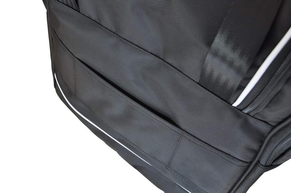 BMW 3 LIMOUSINE 2018+ 5-väskor #färg_Svart