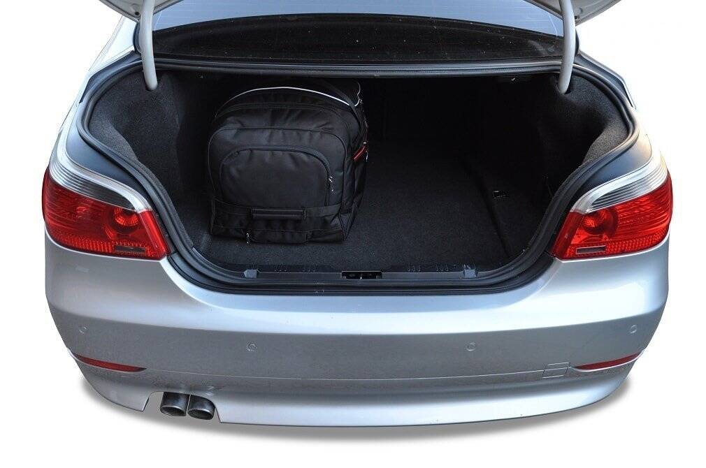 BMW 5 LIMOUSINE 2003-2010 4-väskor #färg_Svart