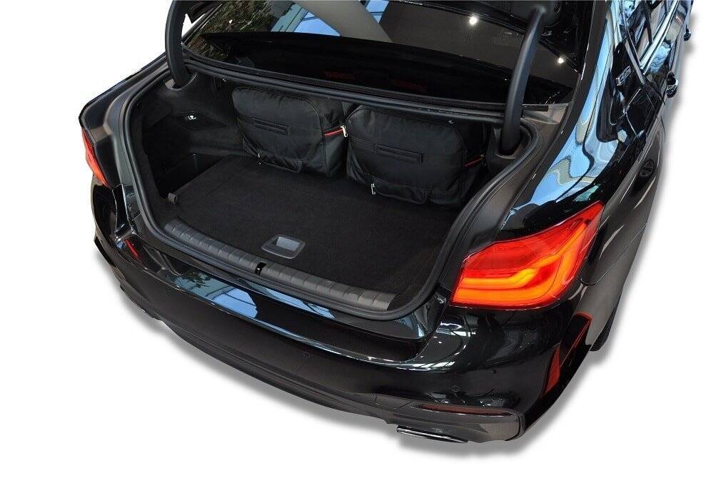 BMW 5 LIMOUSINE PHEV 2020-2023 4-väskor #färg_Svart