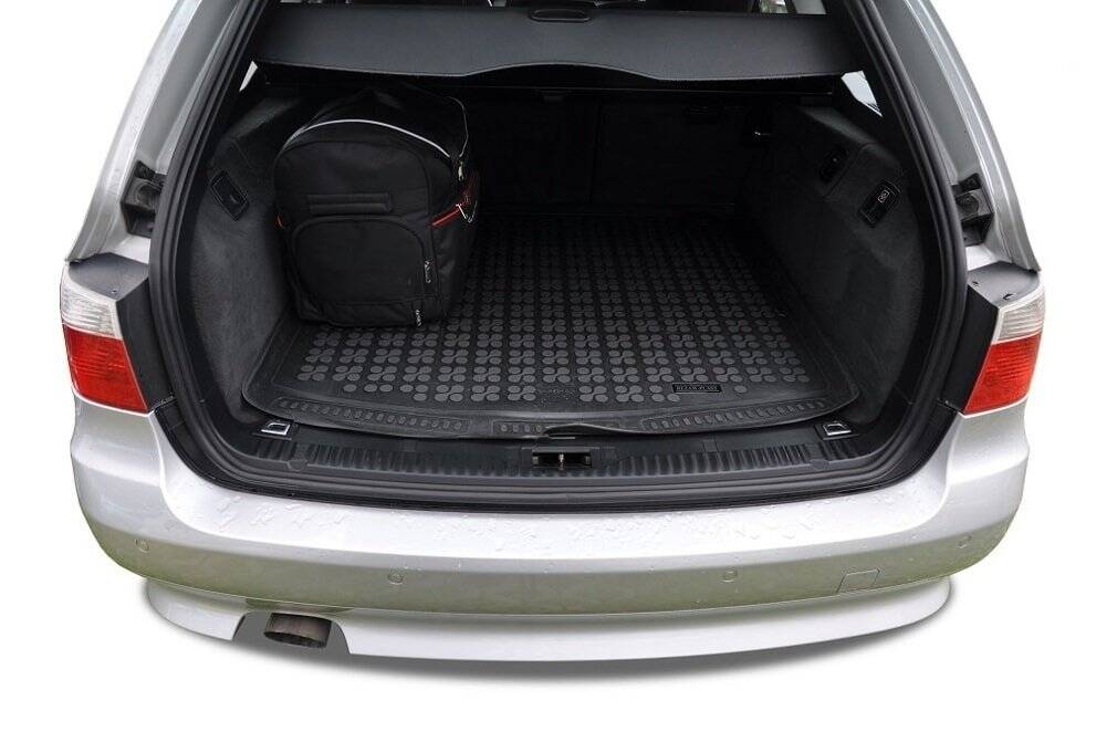BMW 5 TOURING 2003-2010 5-väskor Sport #färg_Svart