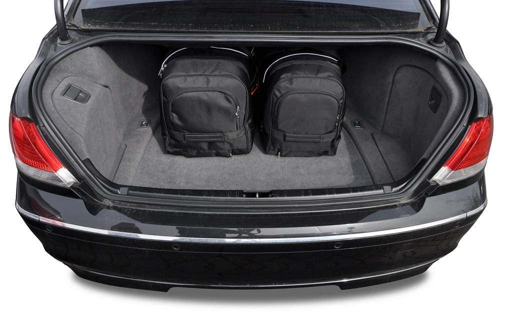 BMW 7 2001-2008 5-väskor Sport #färg_Svart