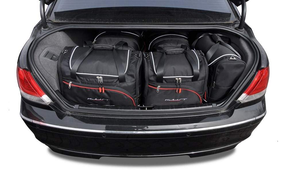 BMW 7 2001-2008 5-väskor Aero #färg_Svart