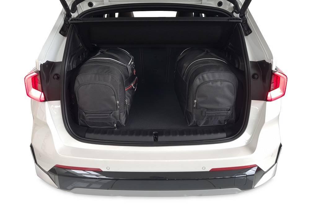 BMW X1 2022+ 4-väskor Sport #färg_Svart