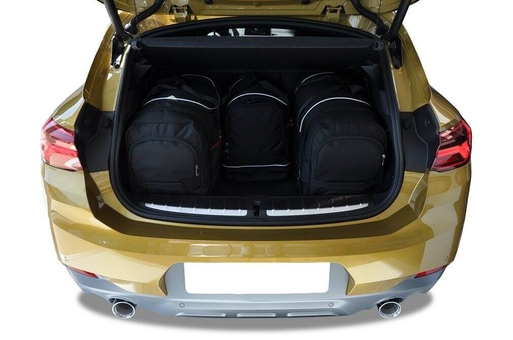BMW X2 2017+ 4-väskor Aero #färg_Svart