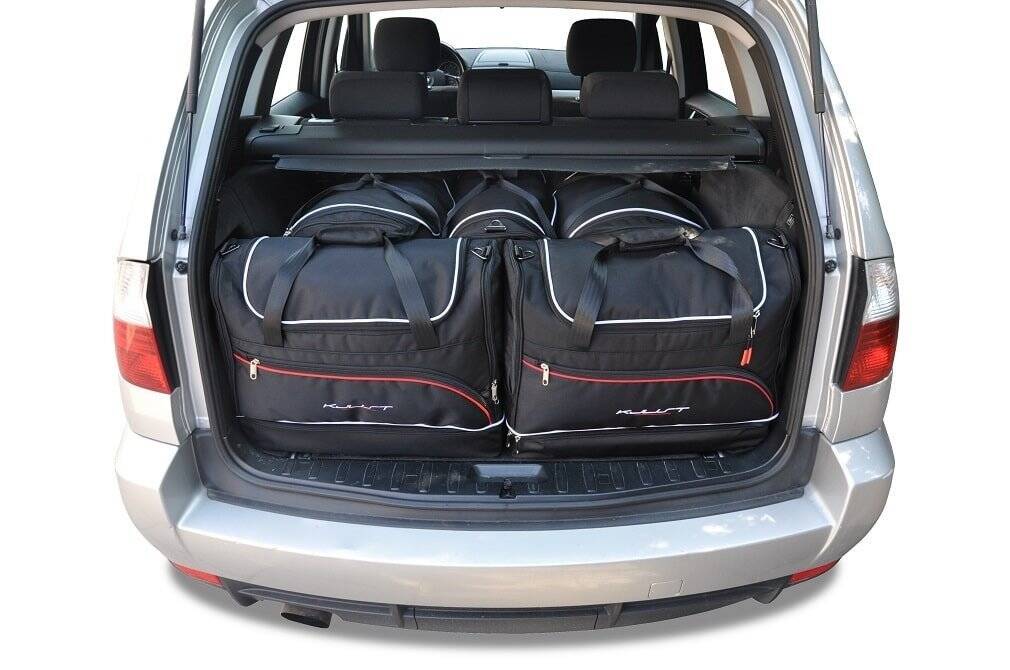 BMW X3 2003-2010 5-väskor Sport #färg_Svart