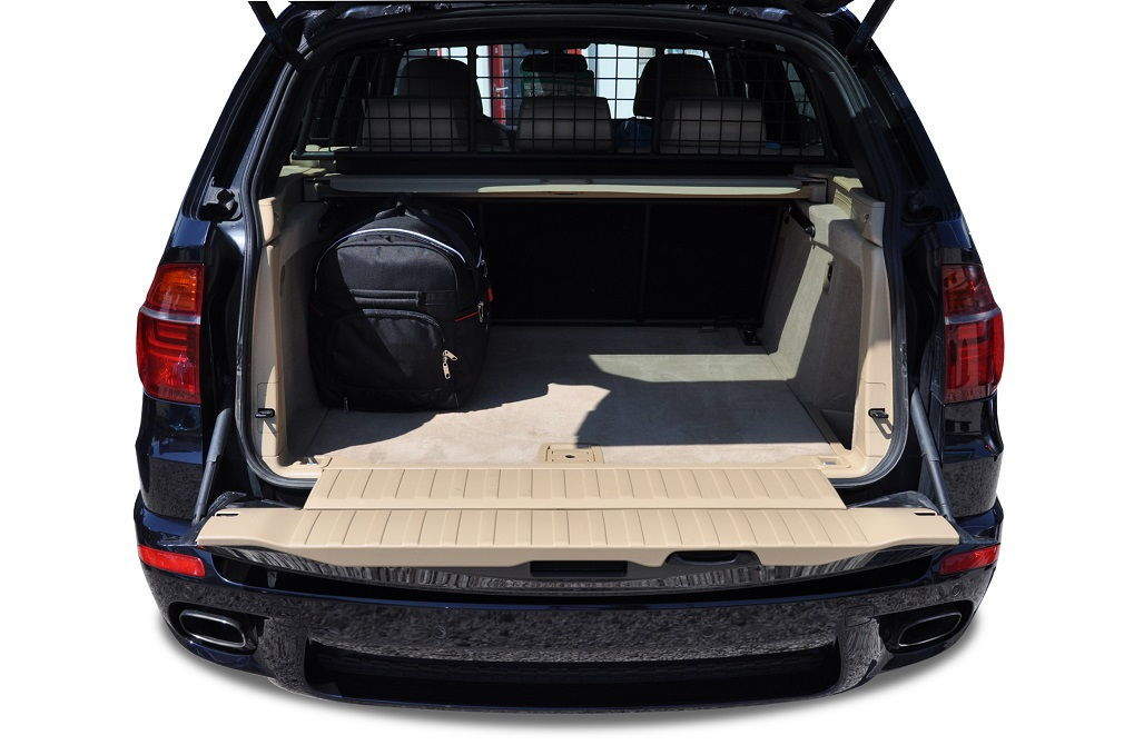 BMW X5 2006-2013 5-väskor Aero #färg_Svart