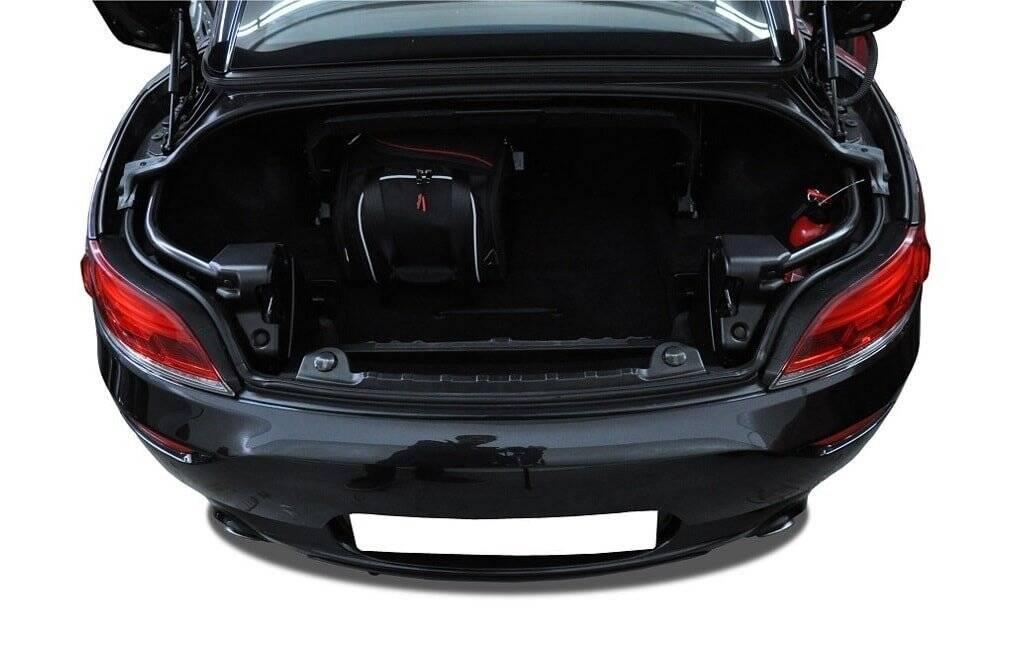 BMW Z4 2009-2016 3-väskor #färg_Svart