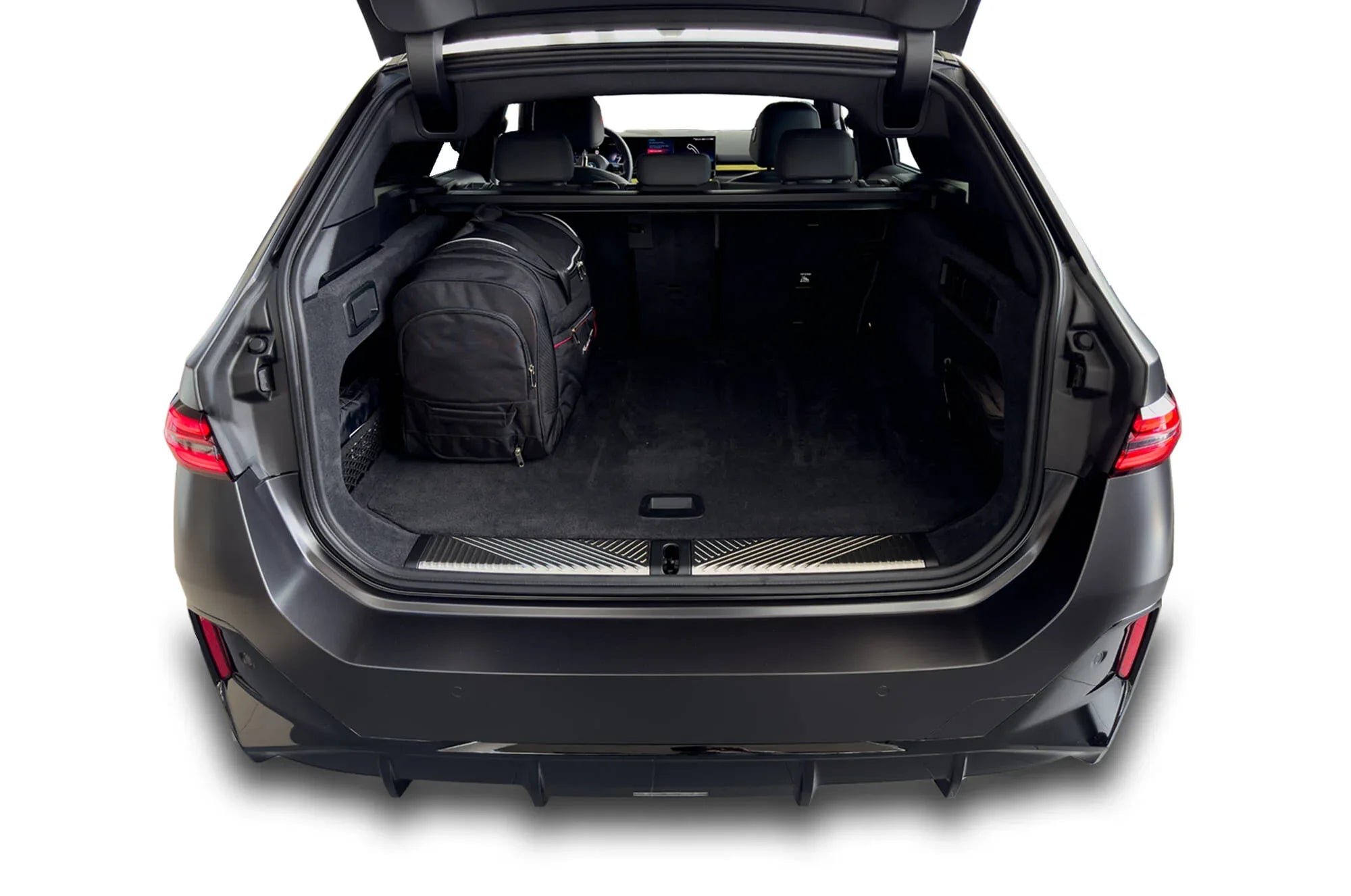BMW i5 TOURING EV 2023+ 5-väskor Aero #färg_Svart