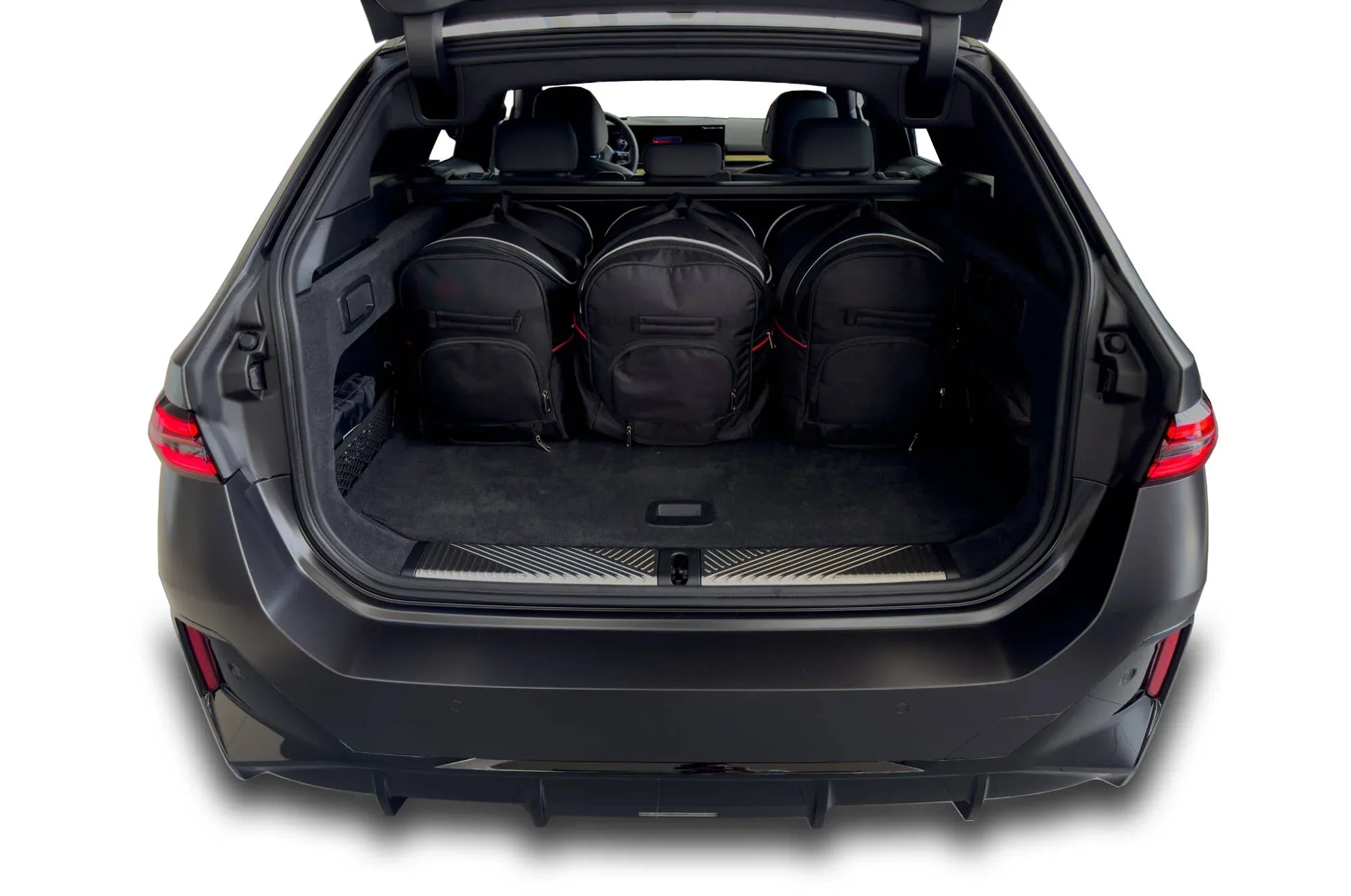 BMW i5 TOURING EV 2023+ 5-väskor Sport #färg_Svart