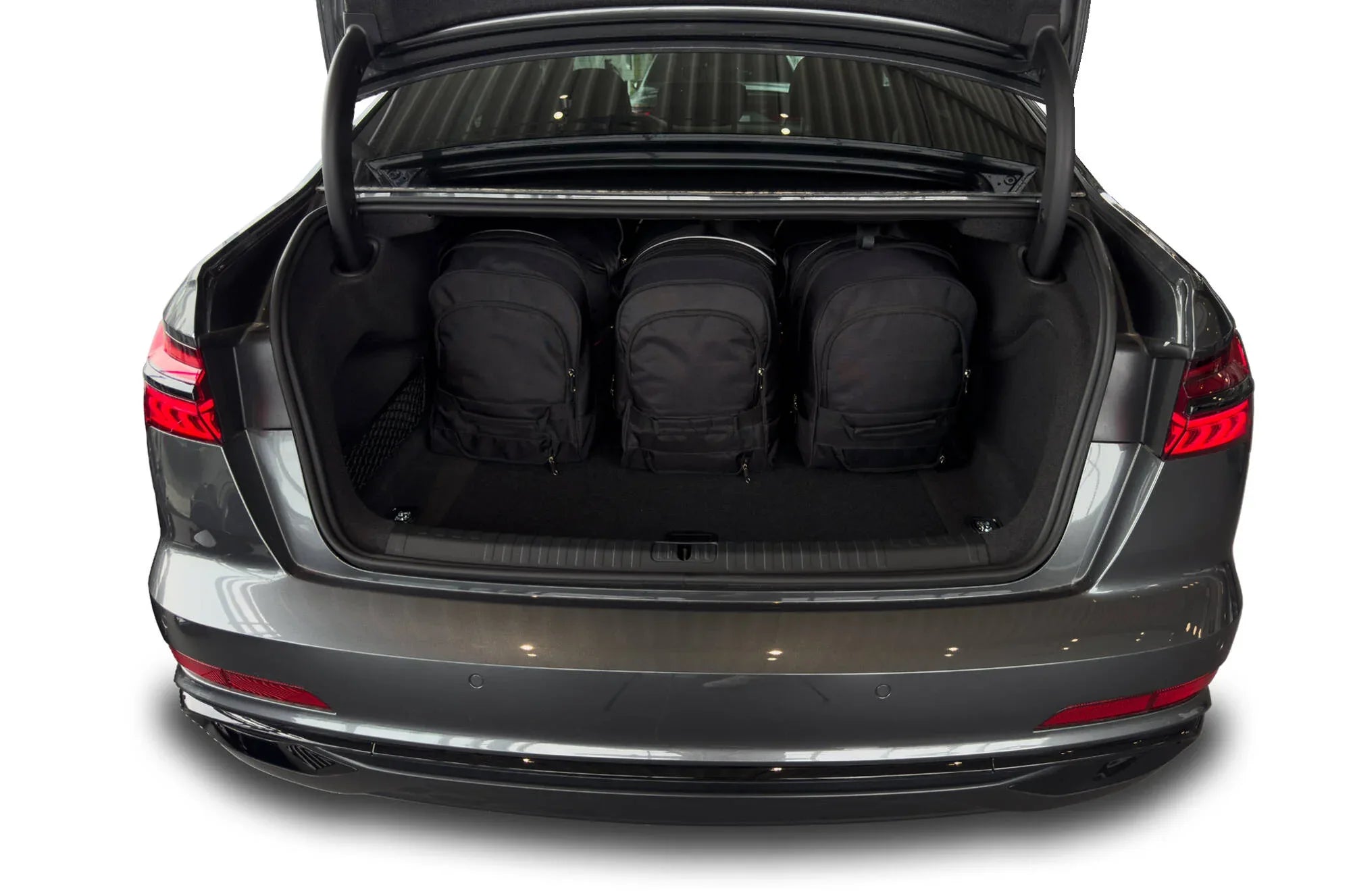 AUDI A6 LIMOUSINE C8 2018-2025 5-väskor Sport #färg_Svart