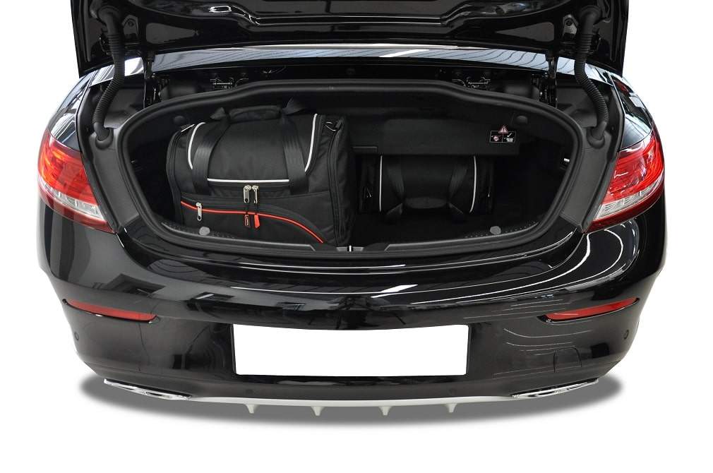 Mercedes-BENZ C CABRIO 2016-2021 4-väskor #färg_Svart