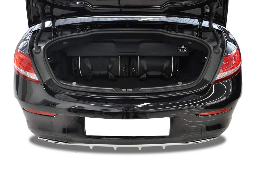 Mercedes-BENZ C CABRIO 2016-2021 4-väskor #färg_Svart