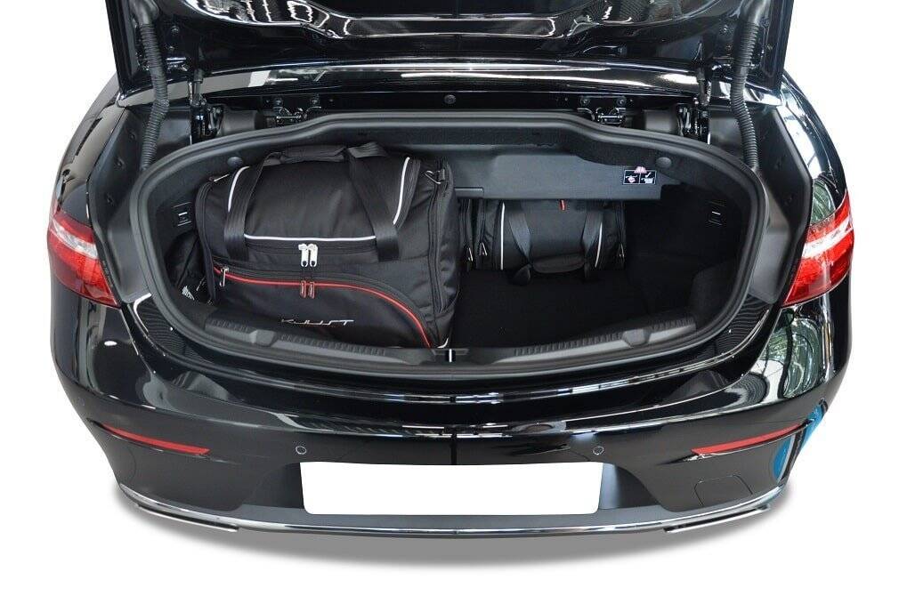 Mercedes-BENZ E CABRIO 2017+ 4-väskor #färg_Svart