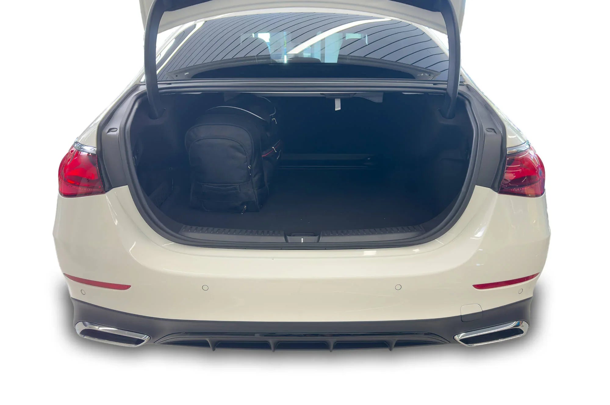 Mercedes-BENZ E LIMOUSINE 2023+ 5-väskor #färg_Svart