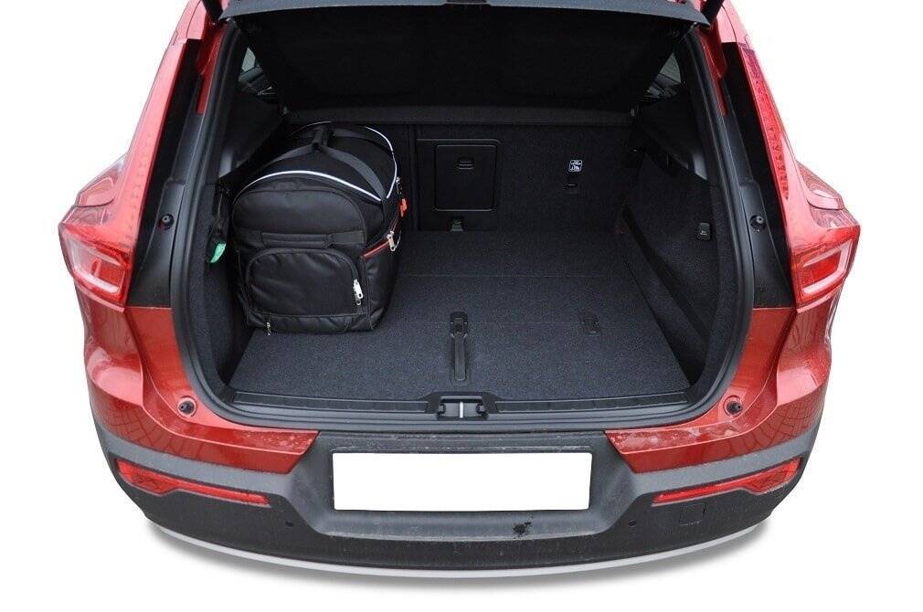 Volvo XC40 2017-2024 5-väskor #färg_Svart