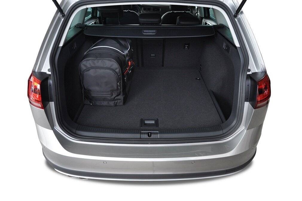 Vw GOLF VARIANT 2013-2020 5-väskor Aero #färg_Svart