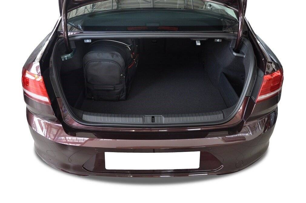 Vw PASSAT LIMOUSINE 2014-2021 5-väskor Sport #färg_Svart