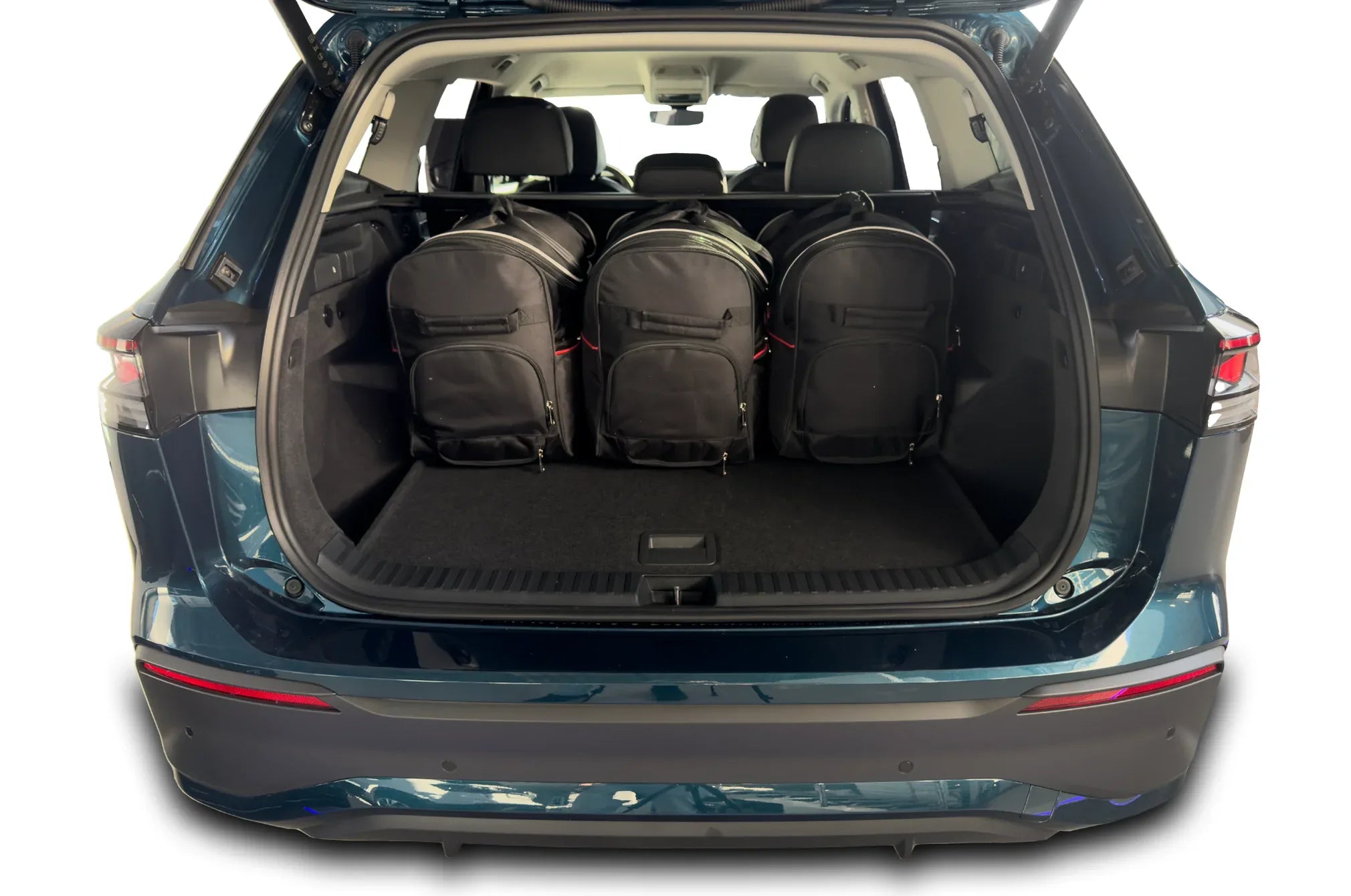 Vw TAYRON MHEV 2024+ 5-väskor Sport #färg_Svart