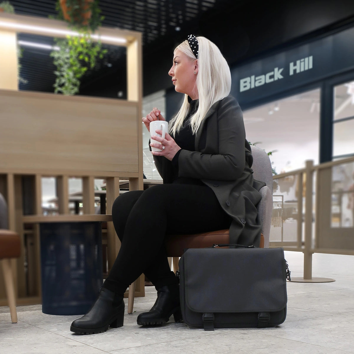 Black Hill - Haag - datorväska #Färg_Svart