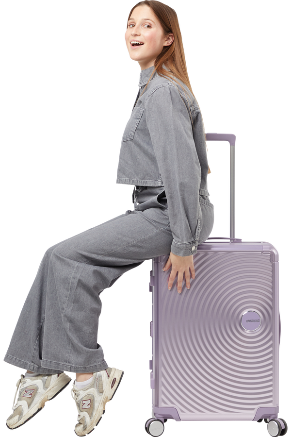 Soundbox Resväska med 4 hjul 68 CM #Färg_Stormy Lilac