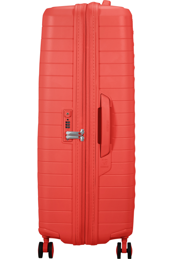 FastForward Resväska med 4 hjul 78 CM #Färg_Sunset Coral