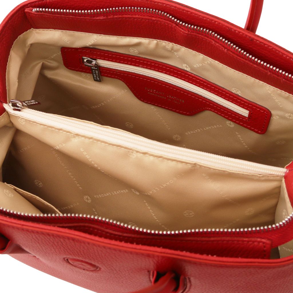 Tuscany Leather Camelia Handväska #Färg_Läppstift Rött