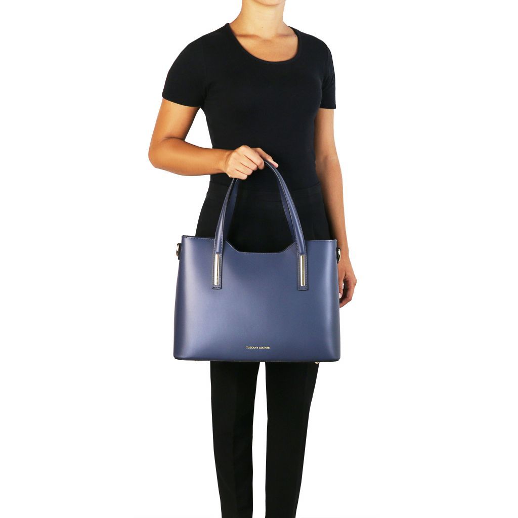 Tuscany Leather Olimpia Handväska #Färg_Mörkblå