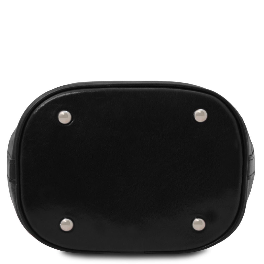 Tuscany Leather Giusi Axelremsväska #Färg_Svart
