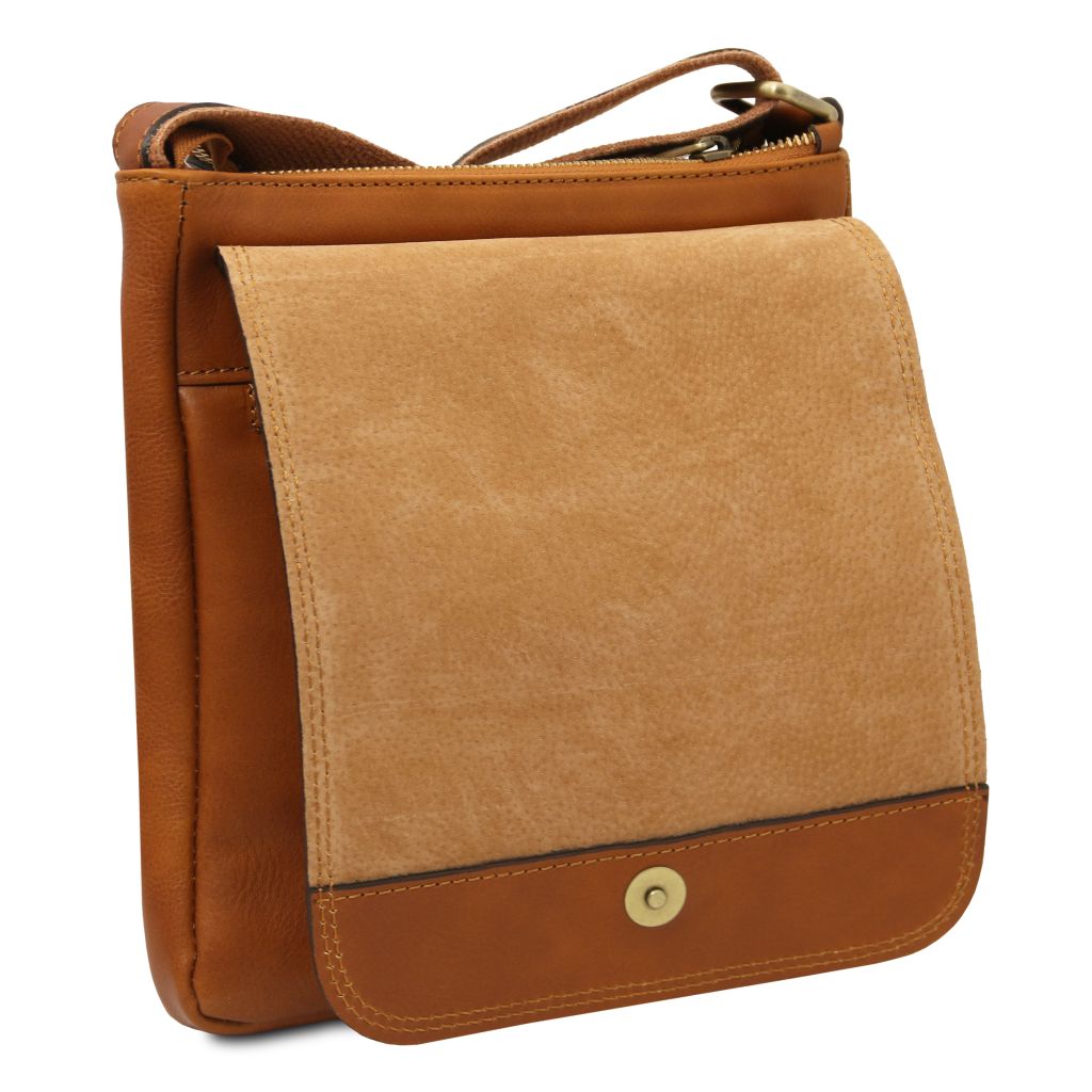 Tuscany Leather John Axelremsväska #Färg_Svart