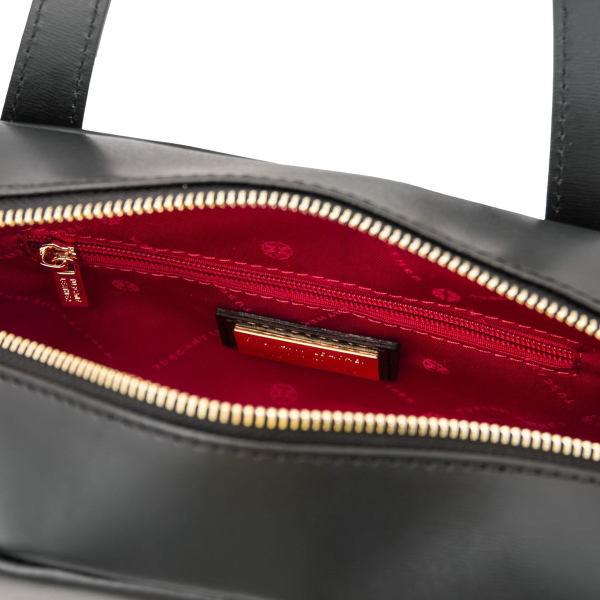 Tuscany Leather Eclaire Axelväska #Färg_Svart