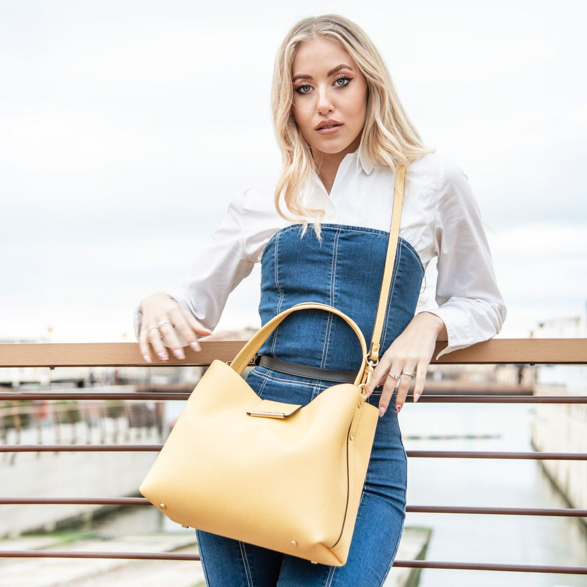 Tuscany Leather Clio Handväska #Färg_Pastellgul