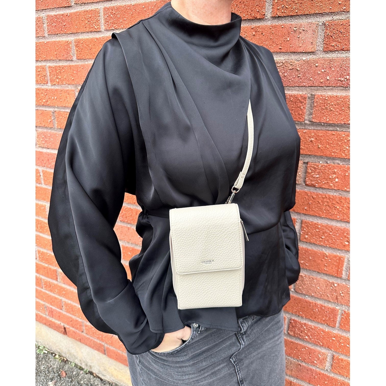 Ulrika Mobilväska Liten #Färg_Beige