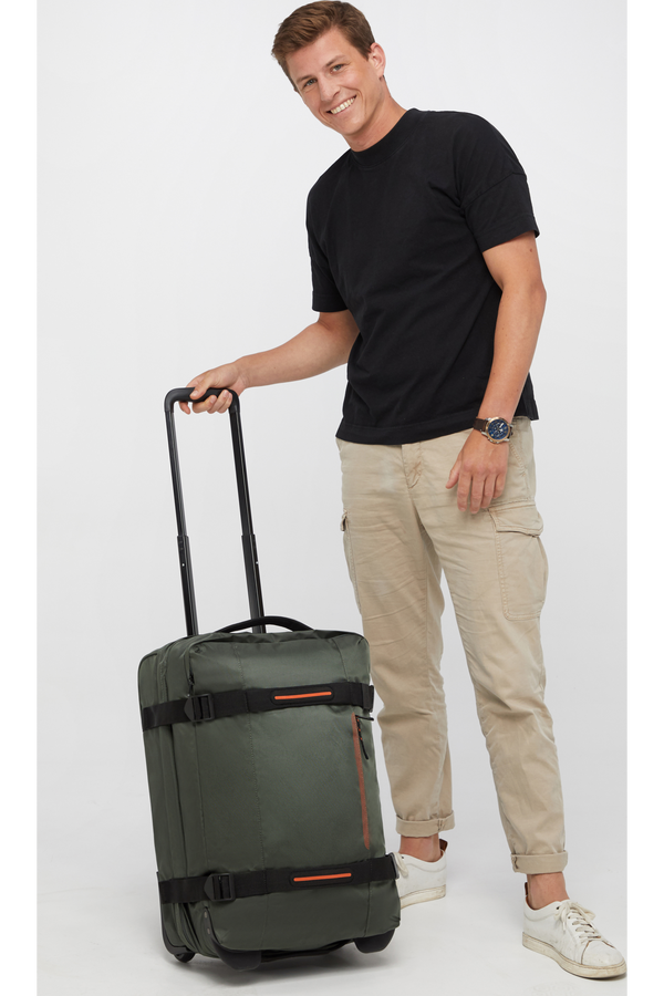 Urban Track 55cm Duffel på hjul S Duffelväska med hjul 55 CM #Färg_Mork khaki